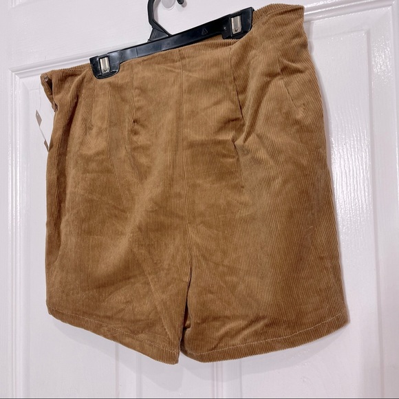Love Tree Women's Tan Lightweight Button Wrap Mini Skort Size M/L - Picture 2 of 4